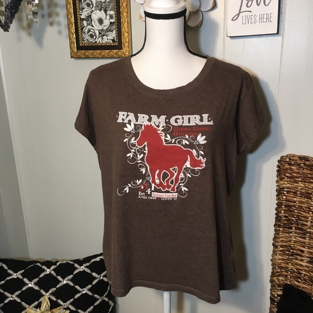 Farm Girl casual short sleeve tshirt